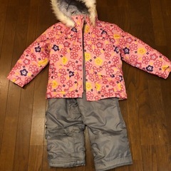 スキー、スノーボードウェア　上下セット　キッズ　女の子　130cm