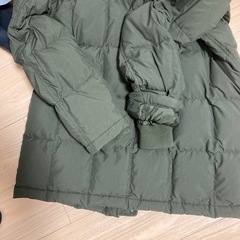 ユニクロ　ダウン　Mの画像