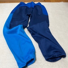 【取引中)ATHLETA ジャージ上下　150サイズ　裏起毛の画像