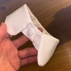 首につけるアイテム差し上げます。