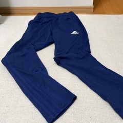 【取引中】adidas ジャージ上下　160サイズの画像