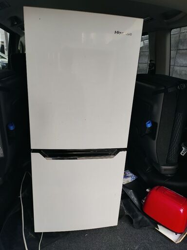 配達可!! 冷蔵庫 130L Hisense ハイセンス HR-D1301 モノクロデザイン ボトムフリーザー 霜取り不要 2014年製