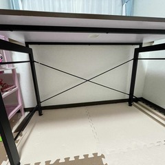 パソコンデスク の画像