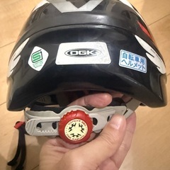自転車子供用ヘルメット　美品 　の画像