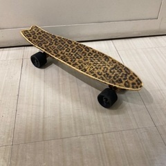 豹柄 🐯 ミニクルーザー . スケートボード  【 GLOBE BANTAM S.T. 】 🛹の画像