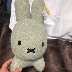 ブルーナアニマル　特大サイズぬいぐるみ　うさぎ　もこもこver. グレーの画像
