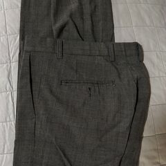 ニット、セーターなど一つ500円の画像