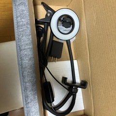 ベッド、机の上に挟むLEDライト(小)