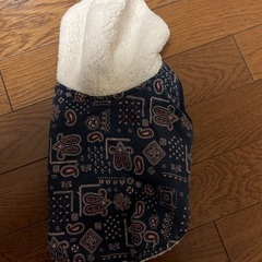 新品わんちゃんのフード付きお洋服