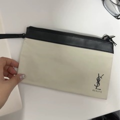タグ付きイヴサンローラン YVES SAINT LAURENT ...