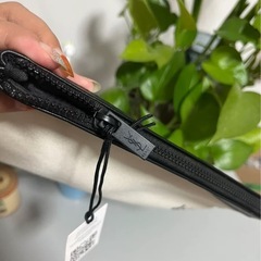 タグ付きイヴサンローラン YVES SAINT LAURENT ysl ポーチの画像