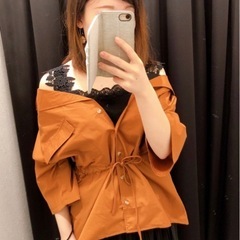 【数回の着用】Mサイズ　トップス の画像