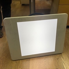 ライトテーブルの画像
