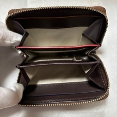 【未使用】TAKEO KIKUCHI ブラウンレザーコインケースの画像