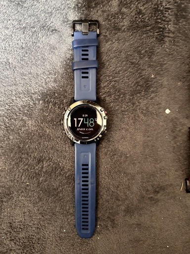 Garmin Fenix 5x 純正メタルバンドとセットで。