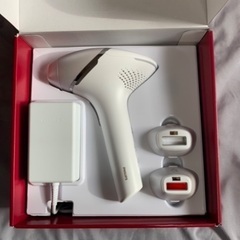 フィリップス(PHILIPS)光美容器8000 家庭用脱毛器
