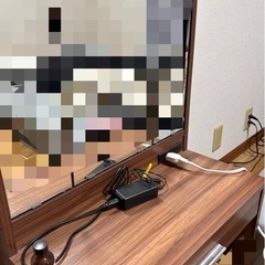 ロータイプ ドレッサー ( 三面鏡 引出し 棚 コンセント 付き )