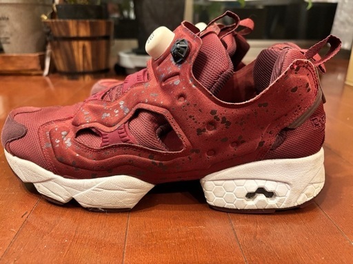 Reebok リーボック インスタポンプフューリー 限定カラー