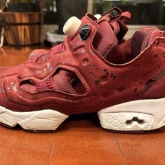 Reebok リーボック インスタポンプフューリー 限定カラー