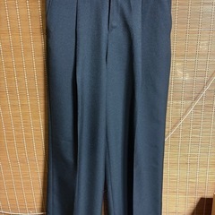 【スラックス】