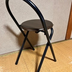 折りたたみチェアの画像