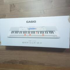ピアノキーボード　CASIO LK-222 光ナビゲーション　訳ありの画像
