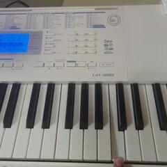 ピアノキーボード　CASIO LK-222 光ナビゲーション　訳ありの画像