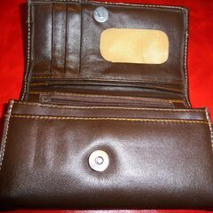 新品　エジプトレザー財布の画像