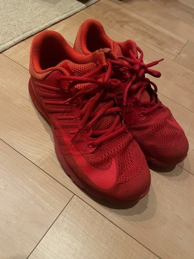 NIKE AIR MAX 