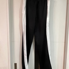 【新品】ジャージ上下セット　メンズL トレーニングウェア　トラックジャケットの画像