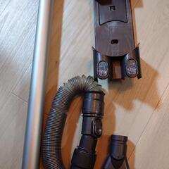 Dyson DC62本体、チューブ、ホースなど
