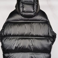 prada ダウンジャケット フード