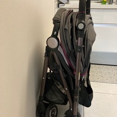 アップリカ ベビーカー ソラリアの画像