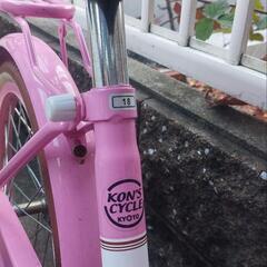 ピンクの自転車の画像