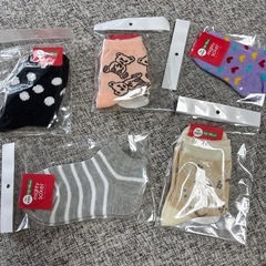 2025 靴下屋　福袋 GIRL KIDS13
-15cm 5足入の画像