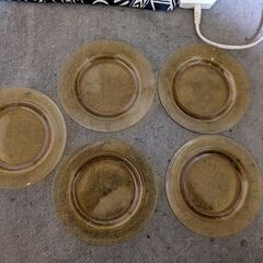 オレンジの皿5枚　中古