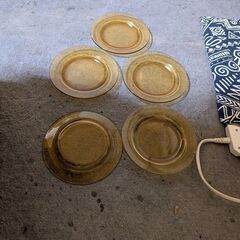 オレンジの皿5枚　中古の画像