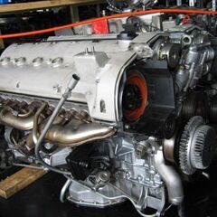MB-SL専門工場129SL-AMG-V12エンジンリペアー実施中の画像
