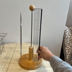 2点セット★ステンレス製★シンクのバスケット&木製キッチンペーパーホルダーの画像