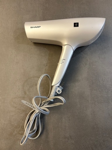 ドライヤー　SHARP プラズマクラスター