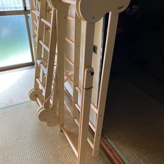 ジャングルジム 天然木の画像