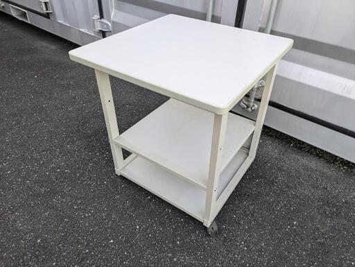 スチール製の台　ナカバヤシ