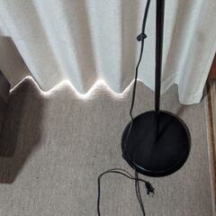 IKEA フロアアップライト  高さ約180cmの画像