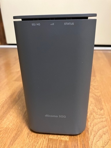 docomo home 5G HR01 Wi-Fiルーター