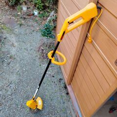 電動草刈り機 (RYOBI) コード式の画像
