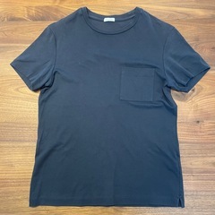 クロスクローゼット　ネイビーTシャツ