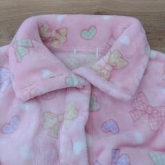 リボンとハート柄がかわいい　もこもこパジャマ 120の画像