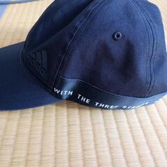 スポーツブランド　アディダス　キャップの画像