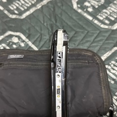 PSP 3000 ジャンク品　モンハン他ソフトセットです。の画像
