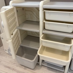 車型キッズ収納ラックの画像